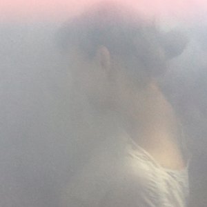 KTV女厕偷拍正面尿视频
